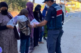 İzmir’de 447 göçmen yakalandı! Jandarmadan Seferihisar’da da operasyon